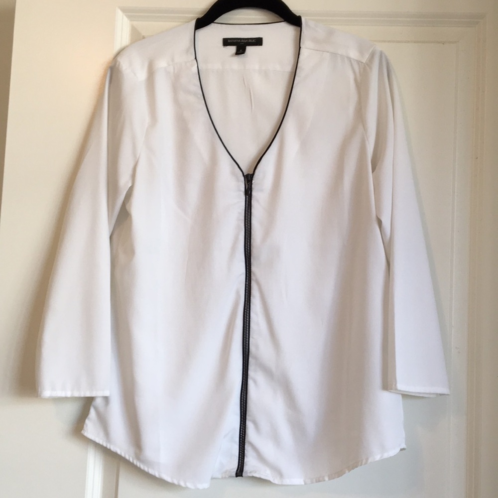 🍌Banana Republic White Zipper Blouse